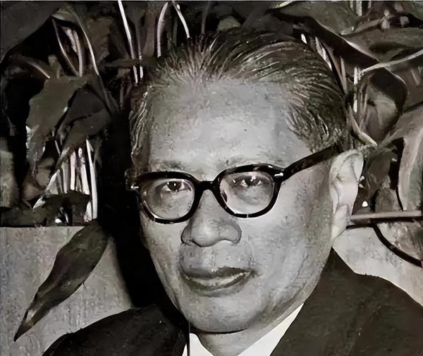 创惠优配 1971年，宋子文吃饭被噎死，宋家三姐妹都没有出席葬礼，让人唏嘘